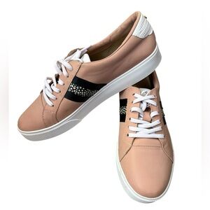 Kaanas Tatocoa Contrast Stripe Sneaker Size 10